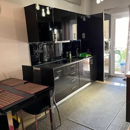 Apartment Beautiful And Spacious